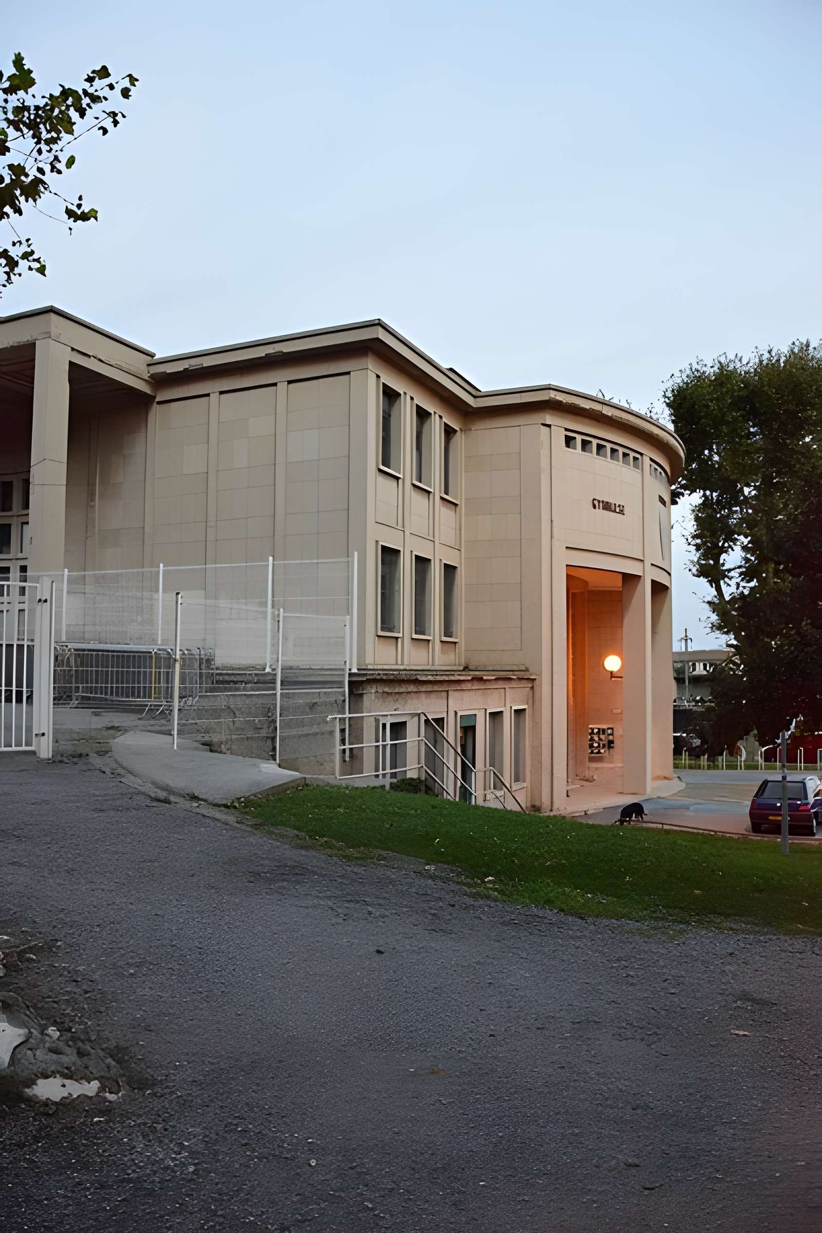 Palais des Sports, des Arts et du Travail