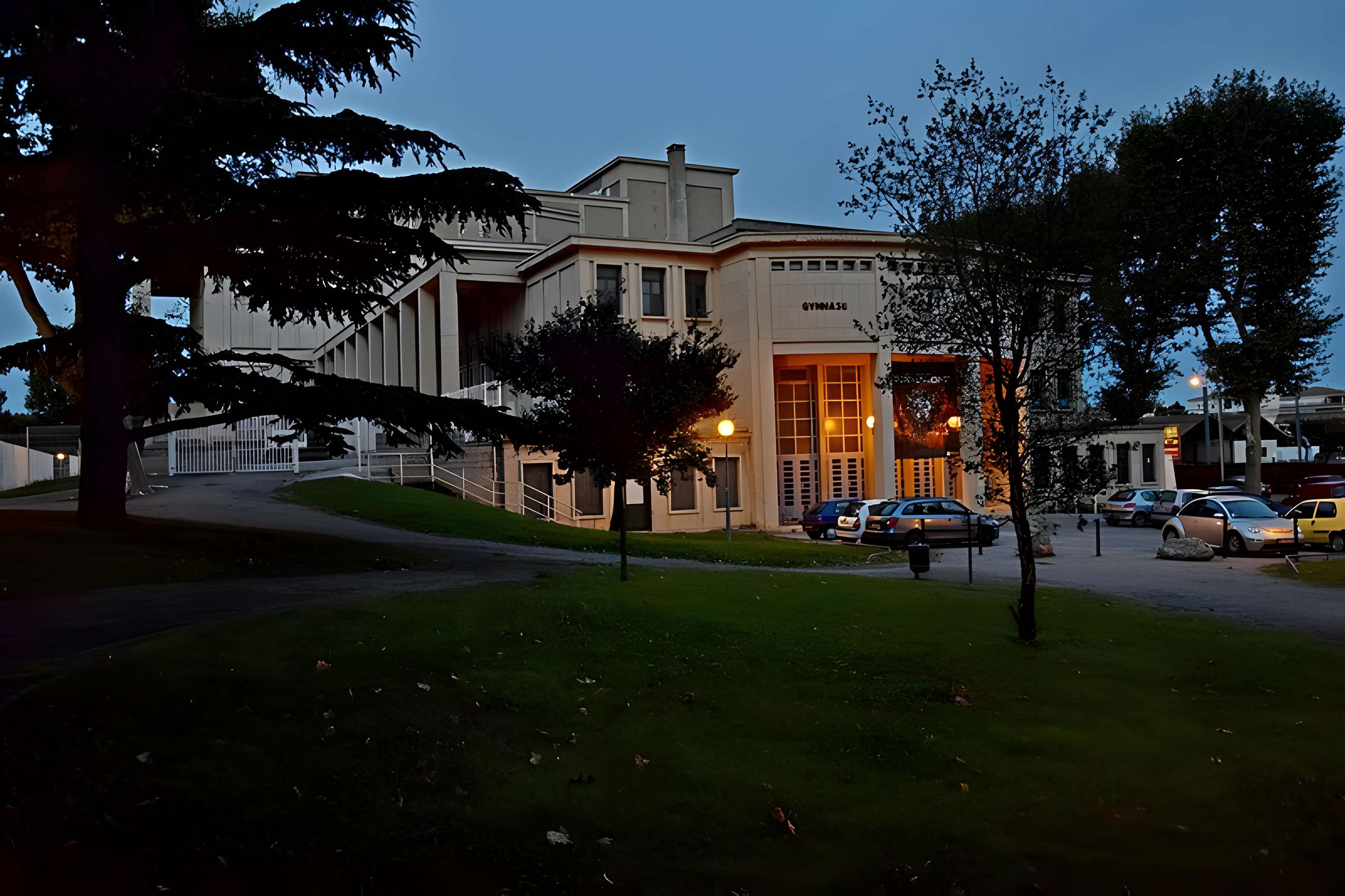 Palais des Sports, des Arts et du Travail