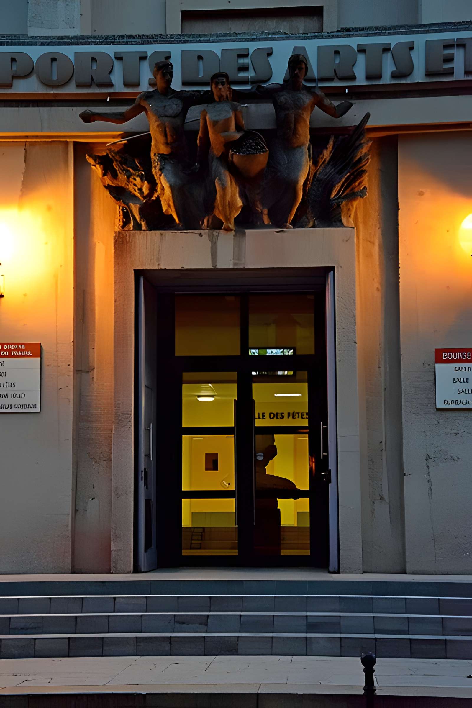 Palais des Sports, des Arts et du Travail