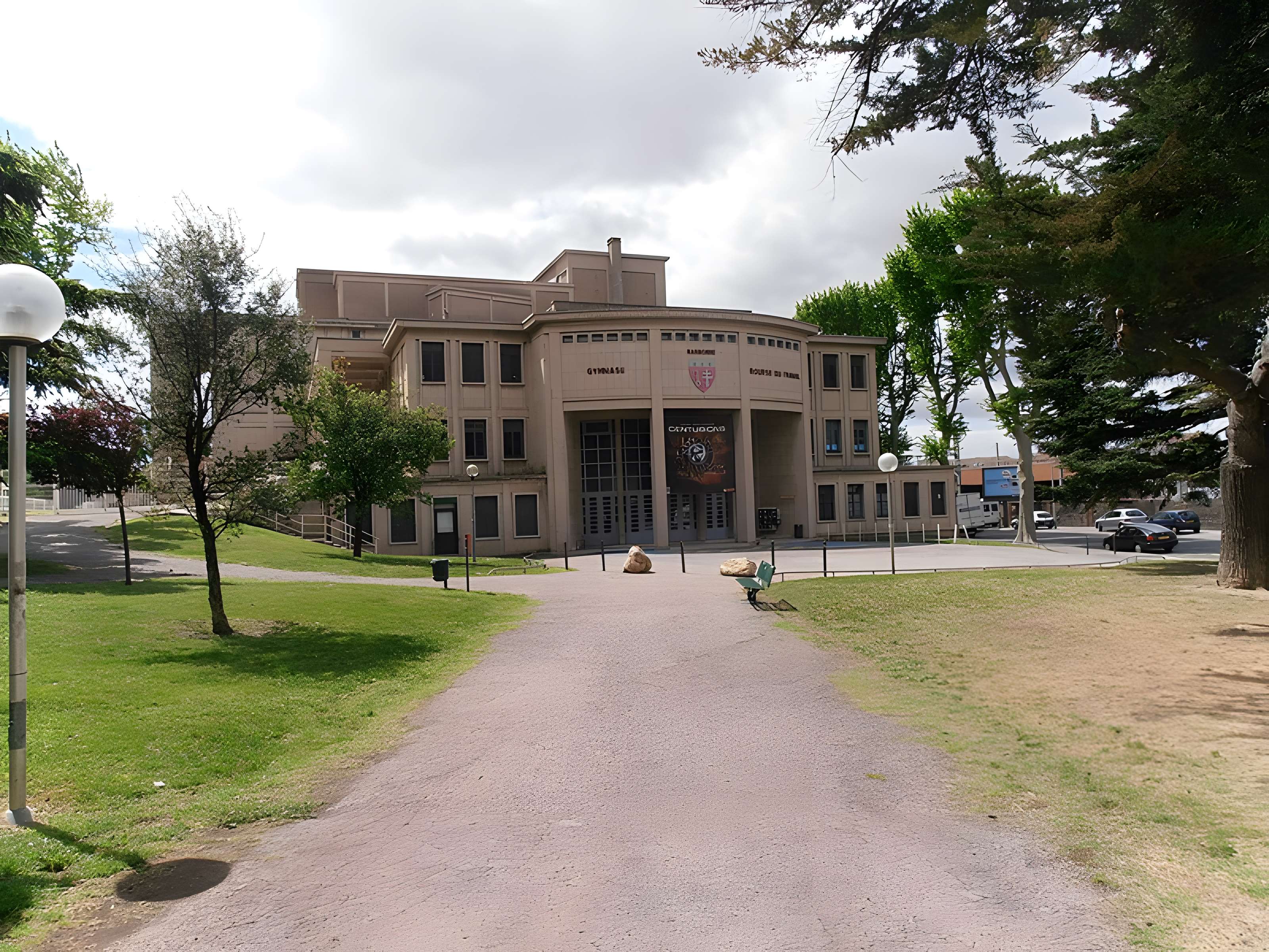 Palais des Sports, des Arts et du Travail