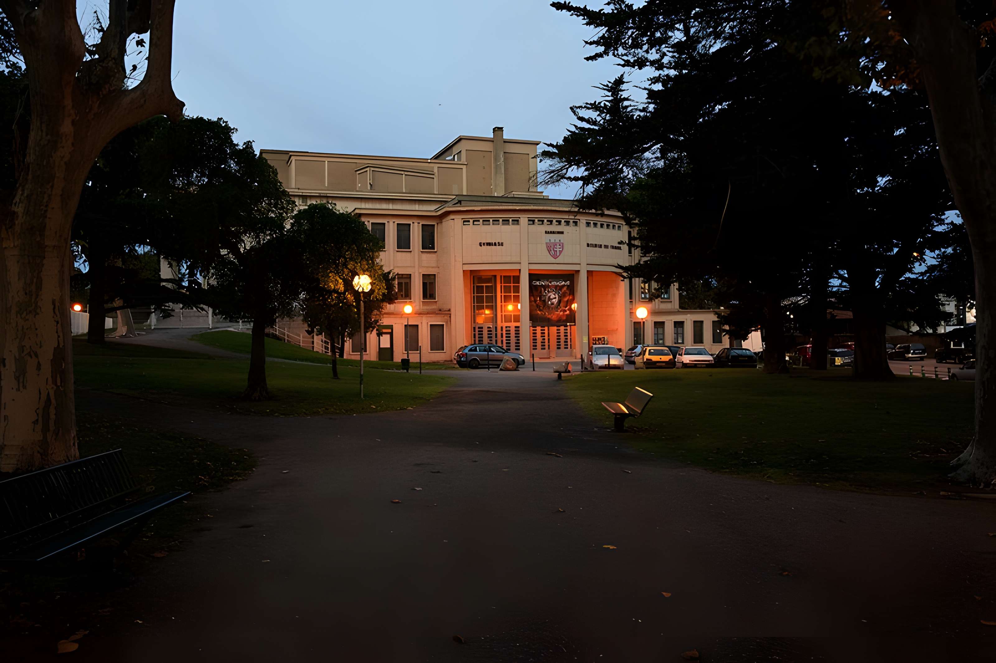 Palais des Sports, des Arts et du Travail