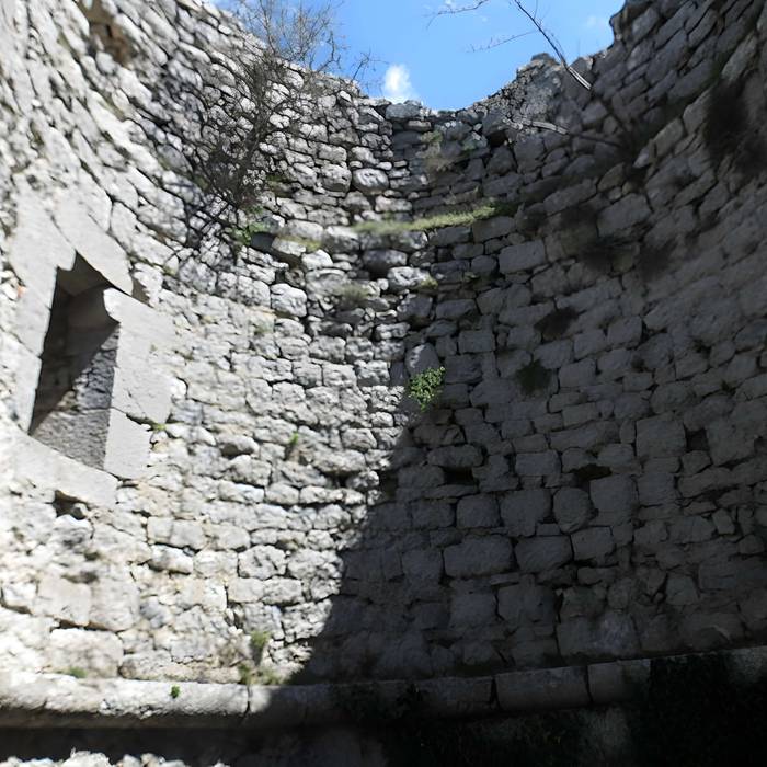 Photo de Ruinen der Burg