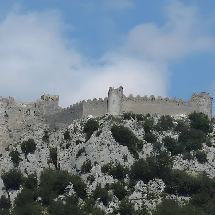 Photo de Ruinen der Burg