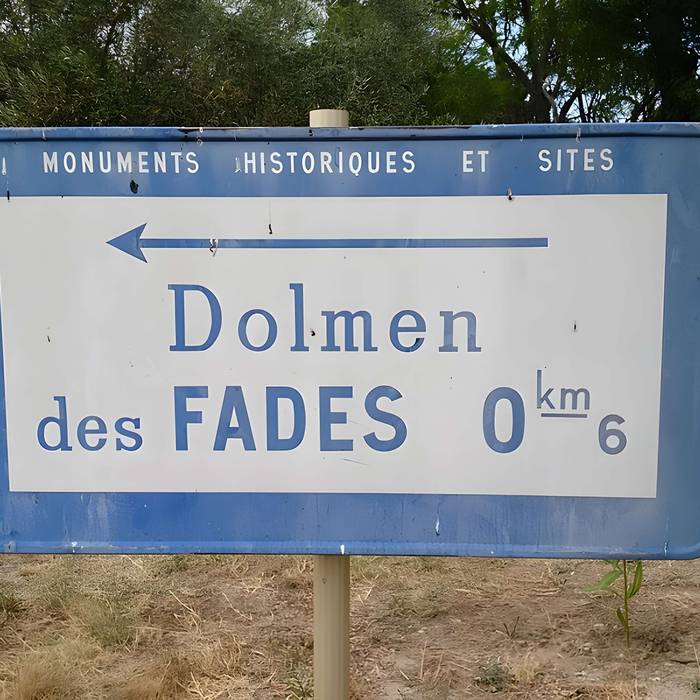 Photo de Dolmen des Fades ou Palet de Roland