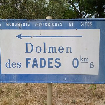Dolmen des Fades ou Palet de Roland