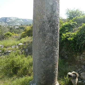 Bornes milliaires et vestiges dhabitat
