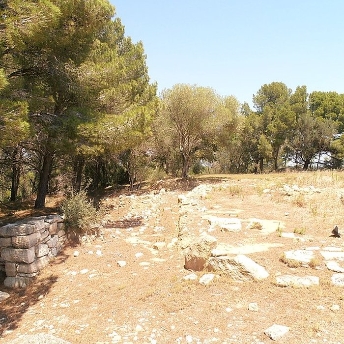 Photo de Vestiges de loppidum de Pech de Maho