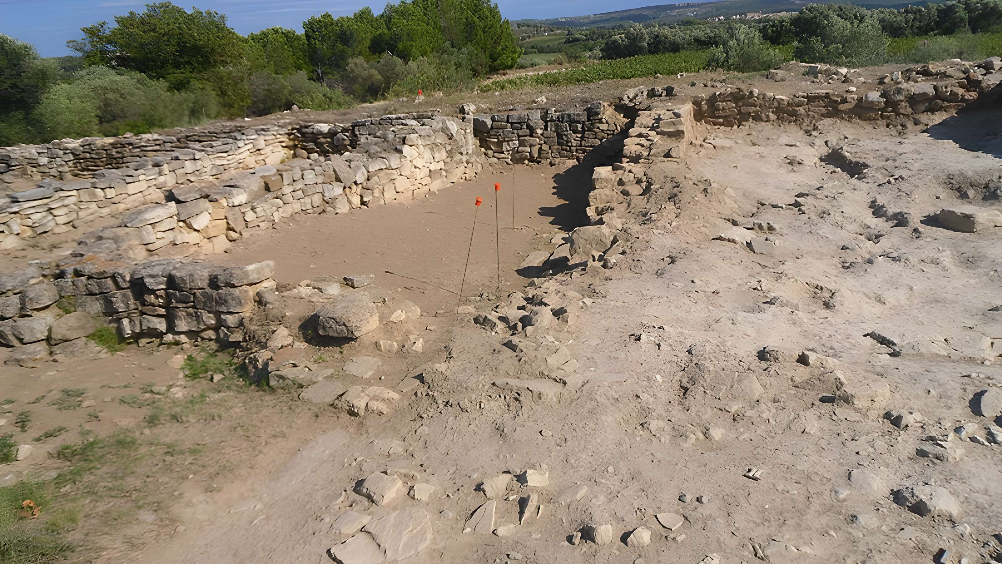 Vestiges de l'oppidum de Pech de Maho