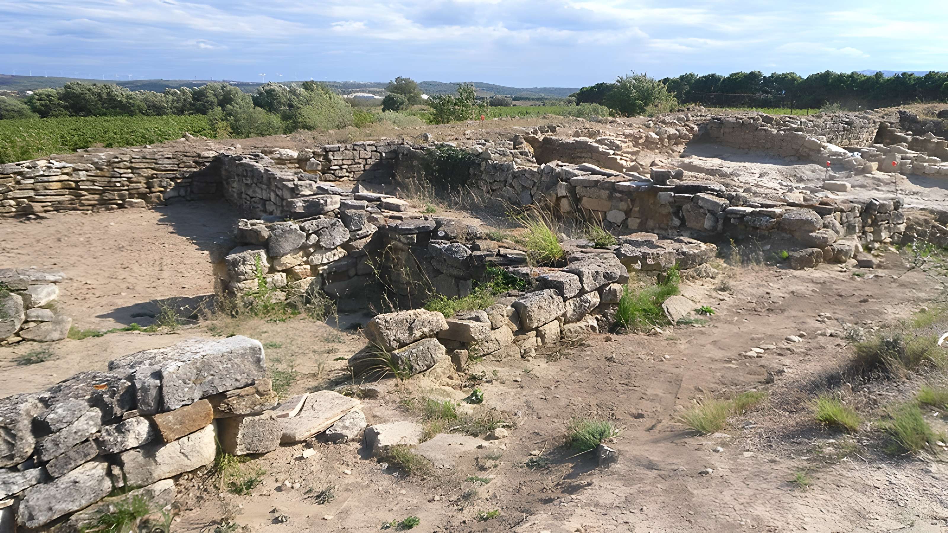 Vestiges de l'oppidum de Pech de Maho
