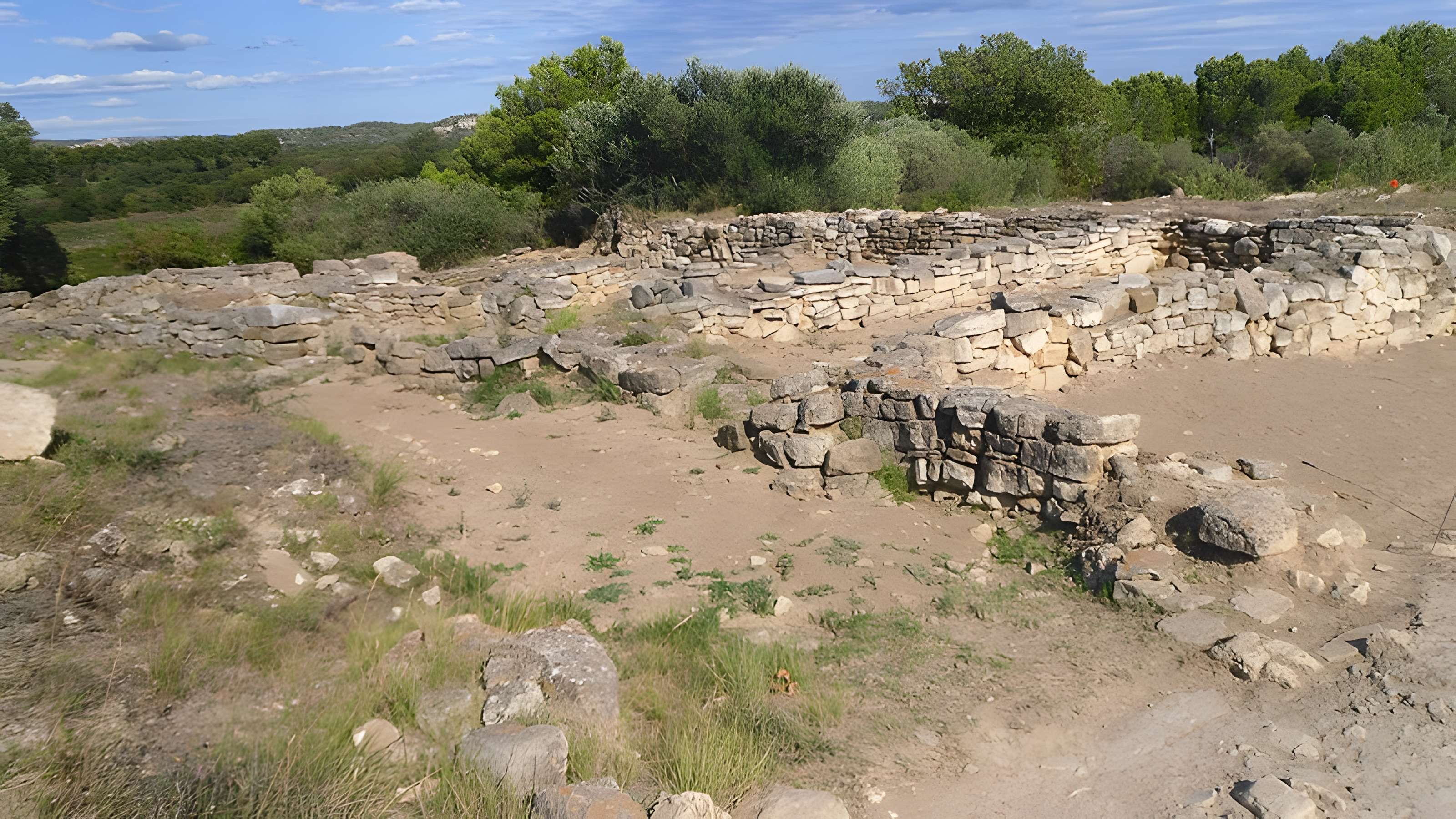 Vestiges de l'oppidum de Pech de Maho