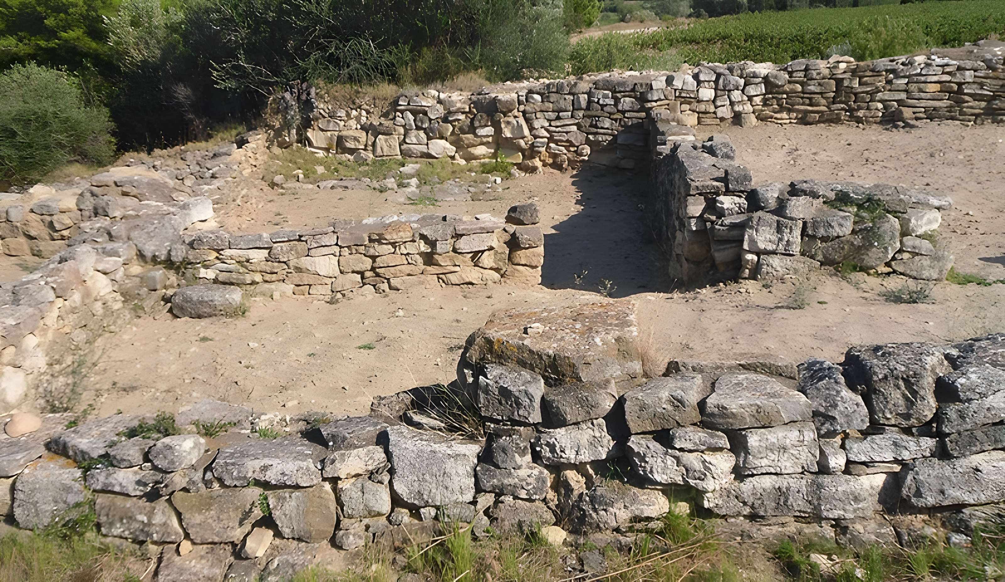 Vestiges de l'oppidum de Pech de Maho