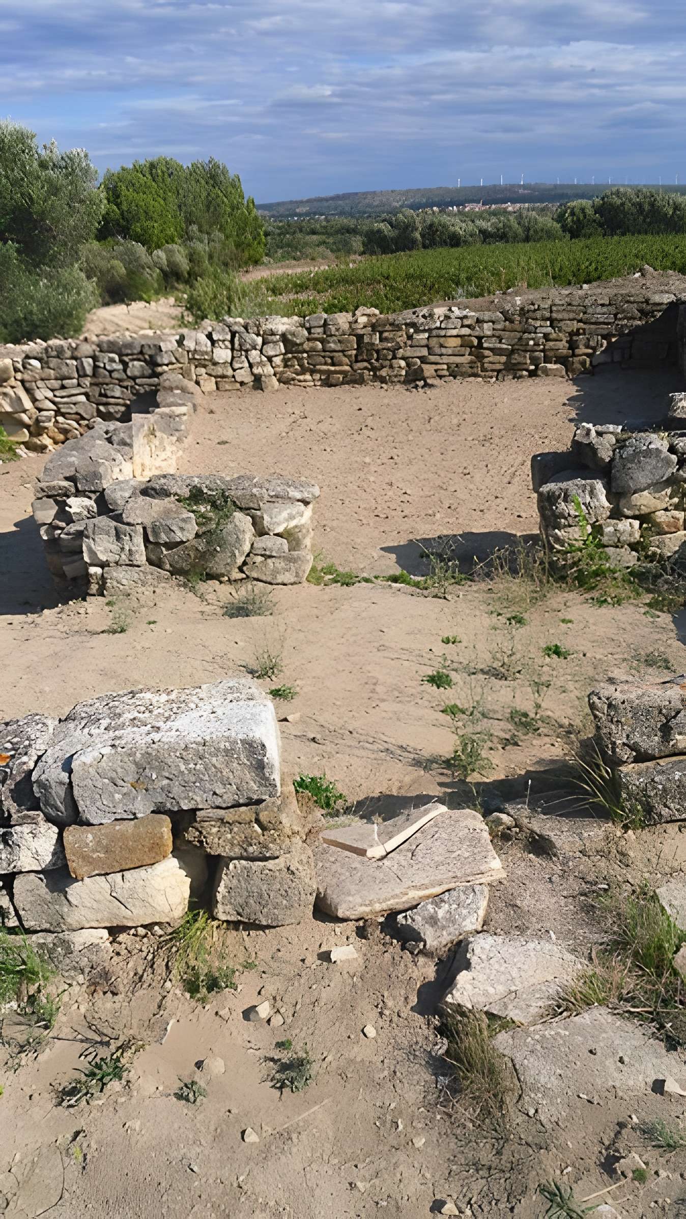 Vestiges de l'oppidum de Pech de Maho
