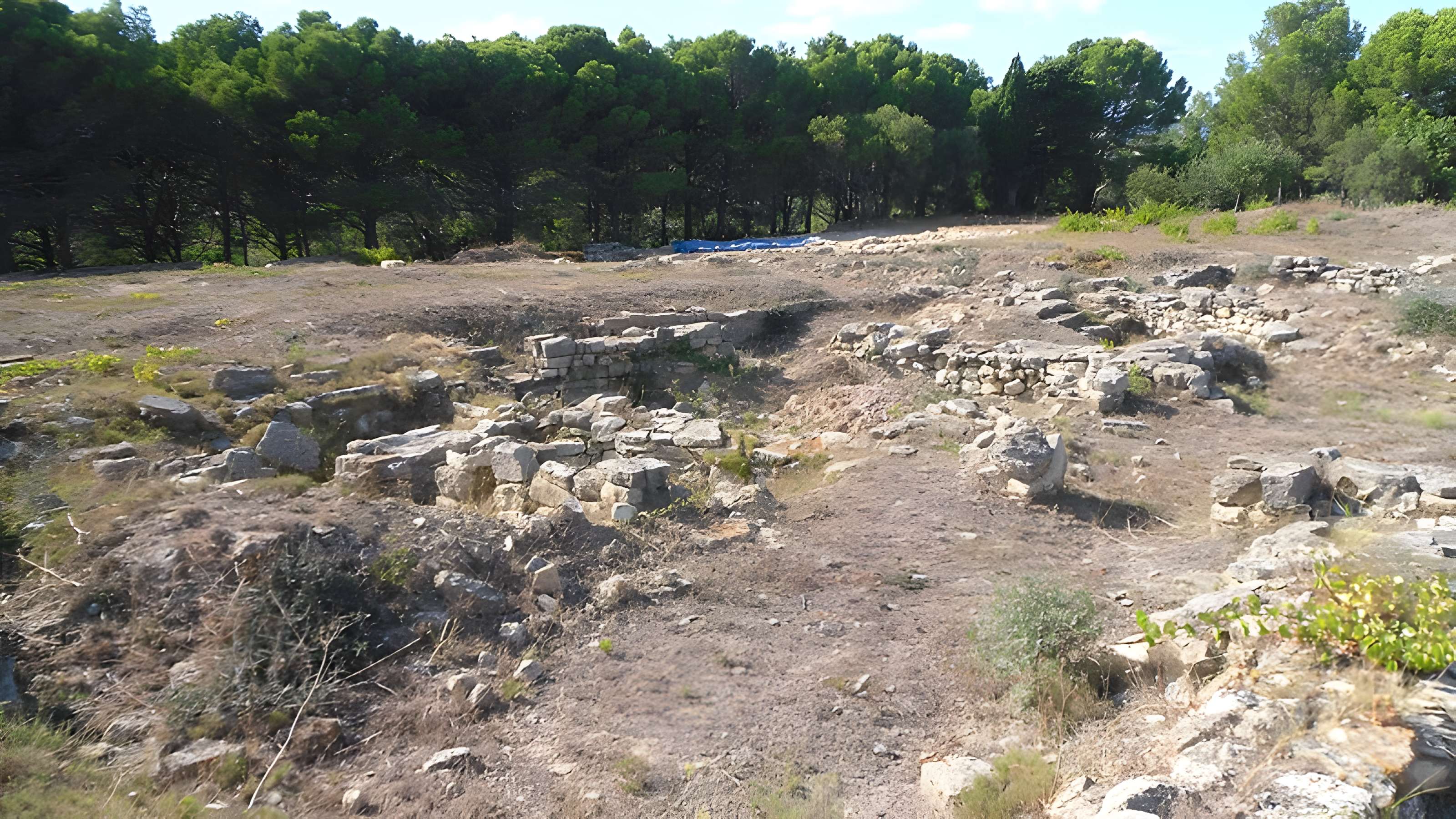 Vestiges de l'oppidum de Pech de Maho