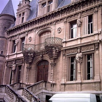 Château Régis, actuellement Ecole et Collège Notre-Dame de la Jeunesse