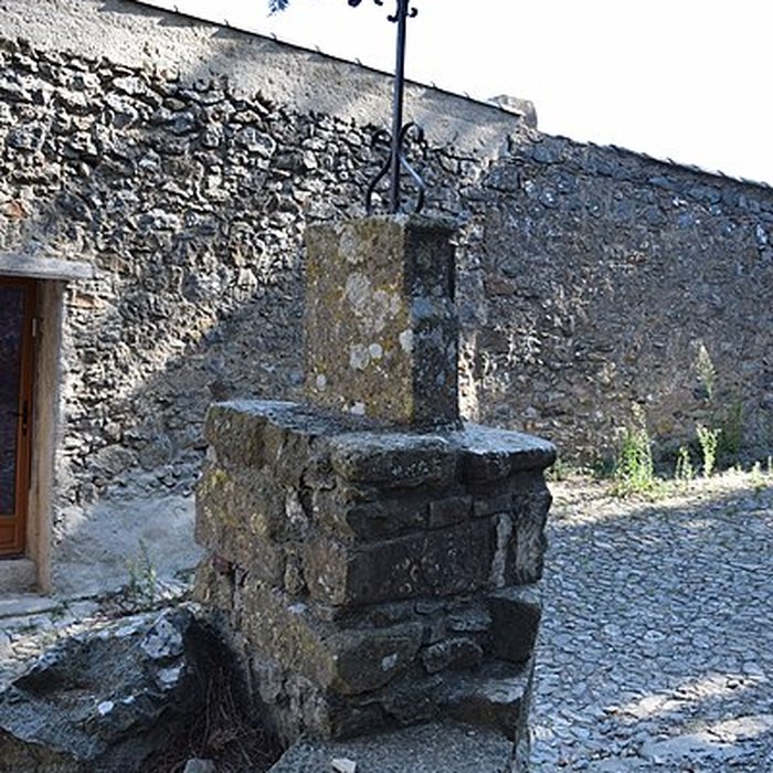 Photo de Socle de croix