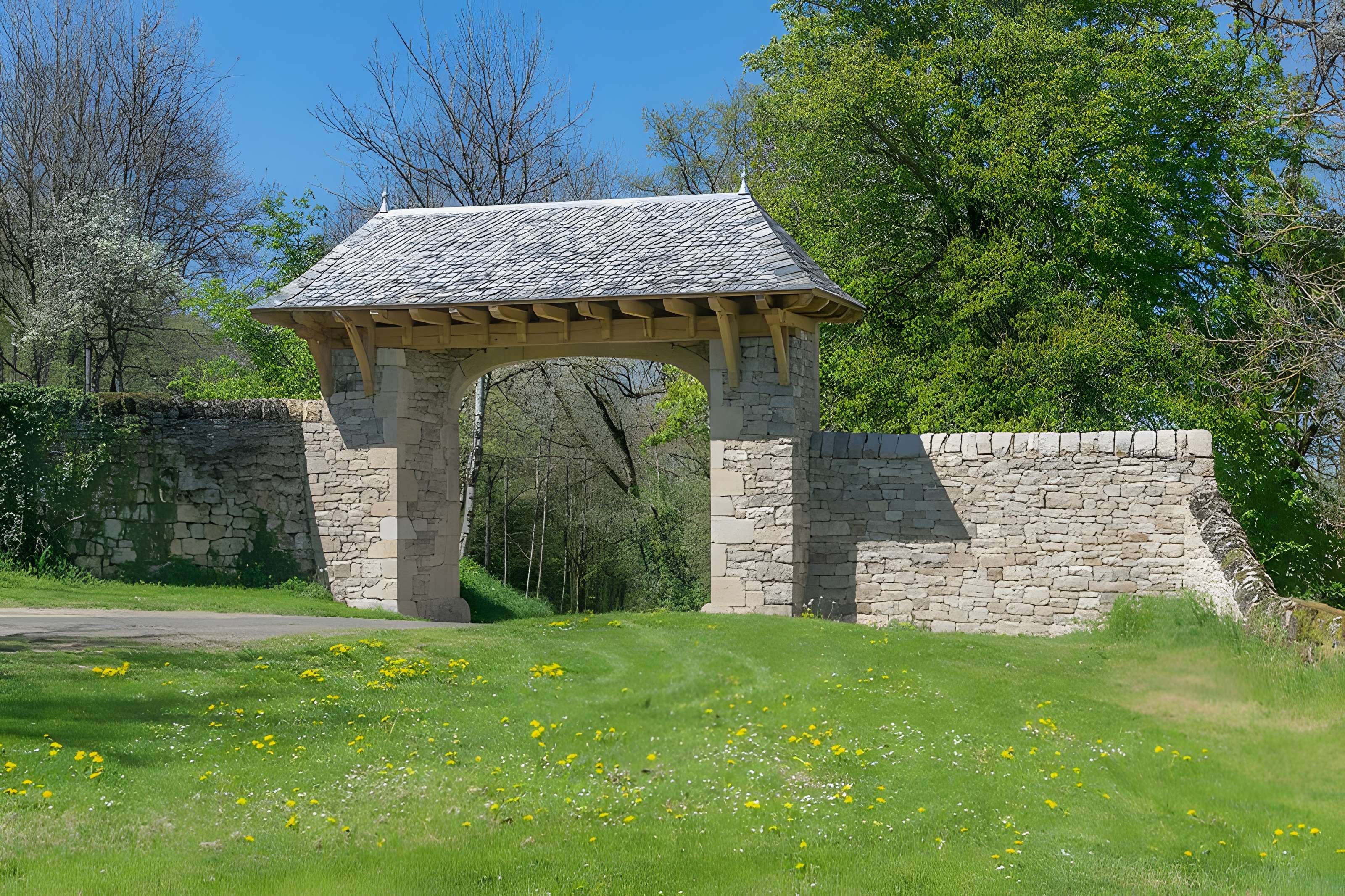 Ancienne grange monastique de Séveyrac