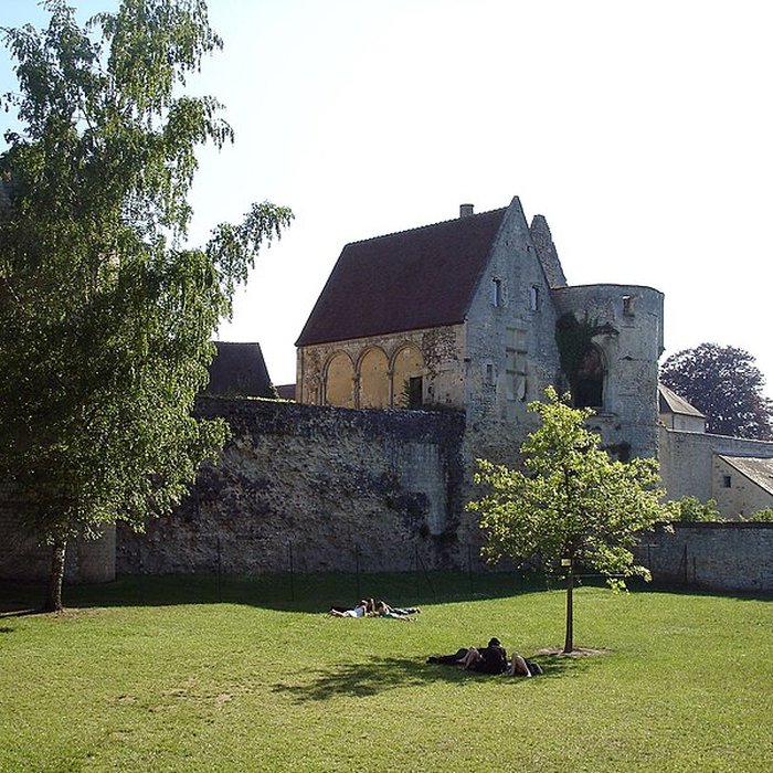 Photo de Château royal de Senlis et prieuré Saint-Maurice