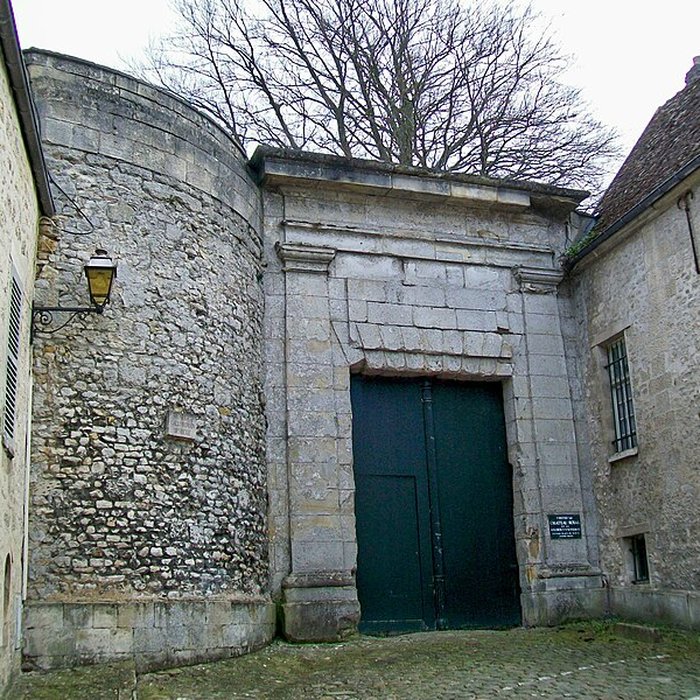 Photo de Château royal de Senlis et prieuré Saint-Maurice