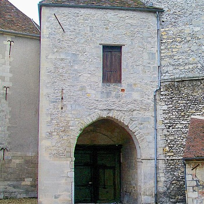 Photo de Château royal de Senlis et prieuré Saint-Maurice