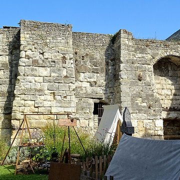 Château royal de Senlis et prieuré Saint-Maurice