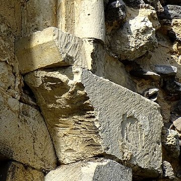 Château royal de Senlis et prieuré Saint-Maurice