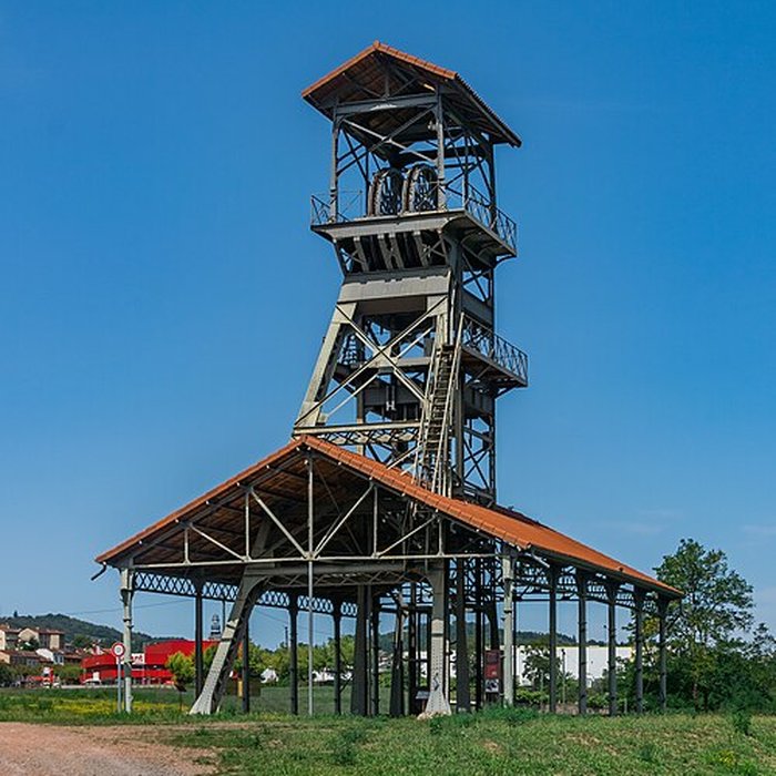 Photo de Chevalement du puits de mine de la Découverte