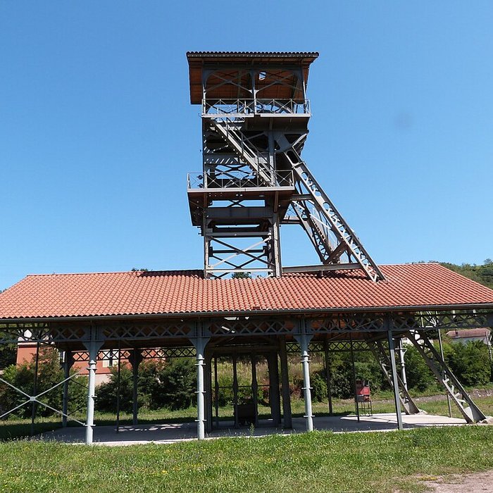 Photo de Chevalement du puits de mine de la Découverte