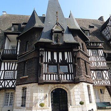 Château Saint-Hilaire de Louviers