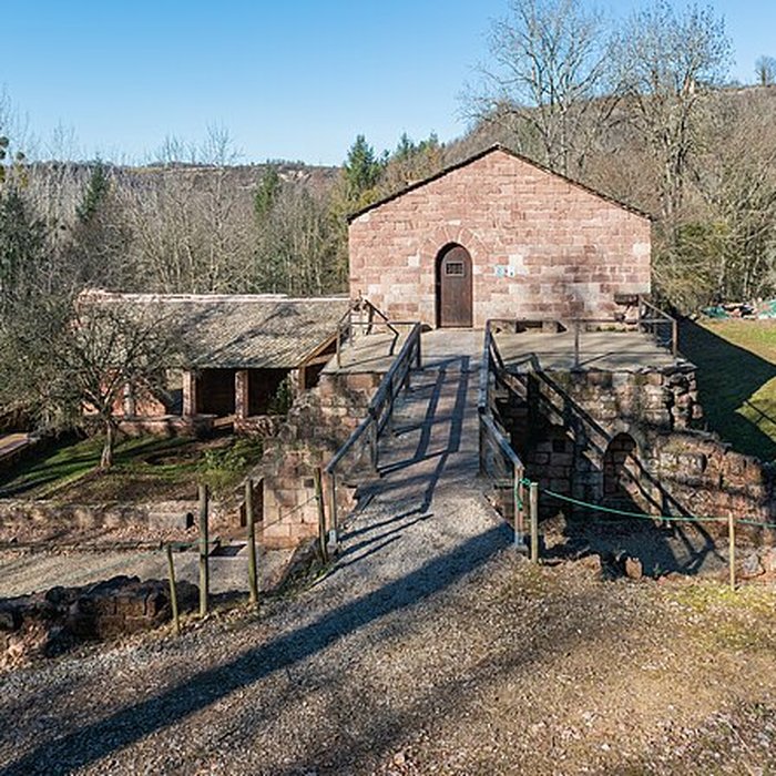 Photo de Ruines de lancien prieuré du Sauvage