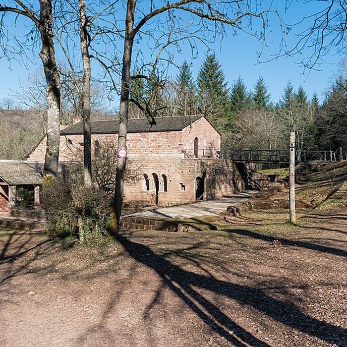 Photo de Ruines de lancien prieuré du Sauvage