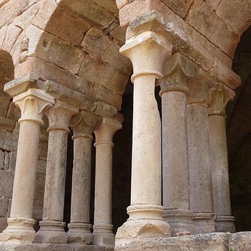 Ruines de lancien prieuré du Sauvage