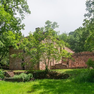 Ruines de lancien prieuré du Sauvage