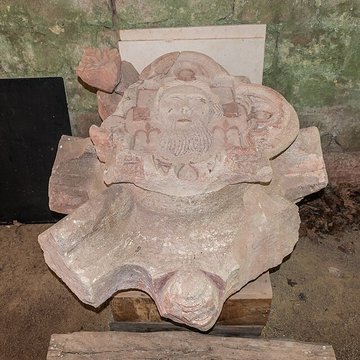 Ruines de lancien prieuré du Sauvage