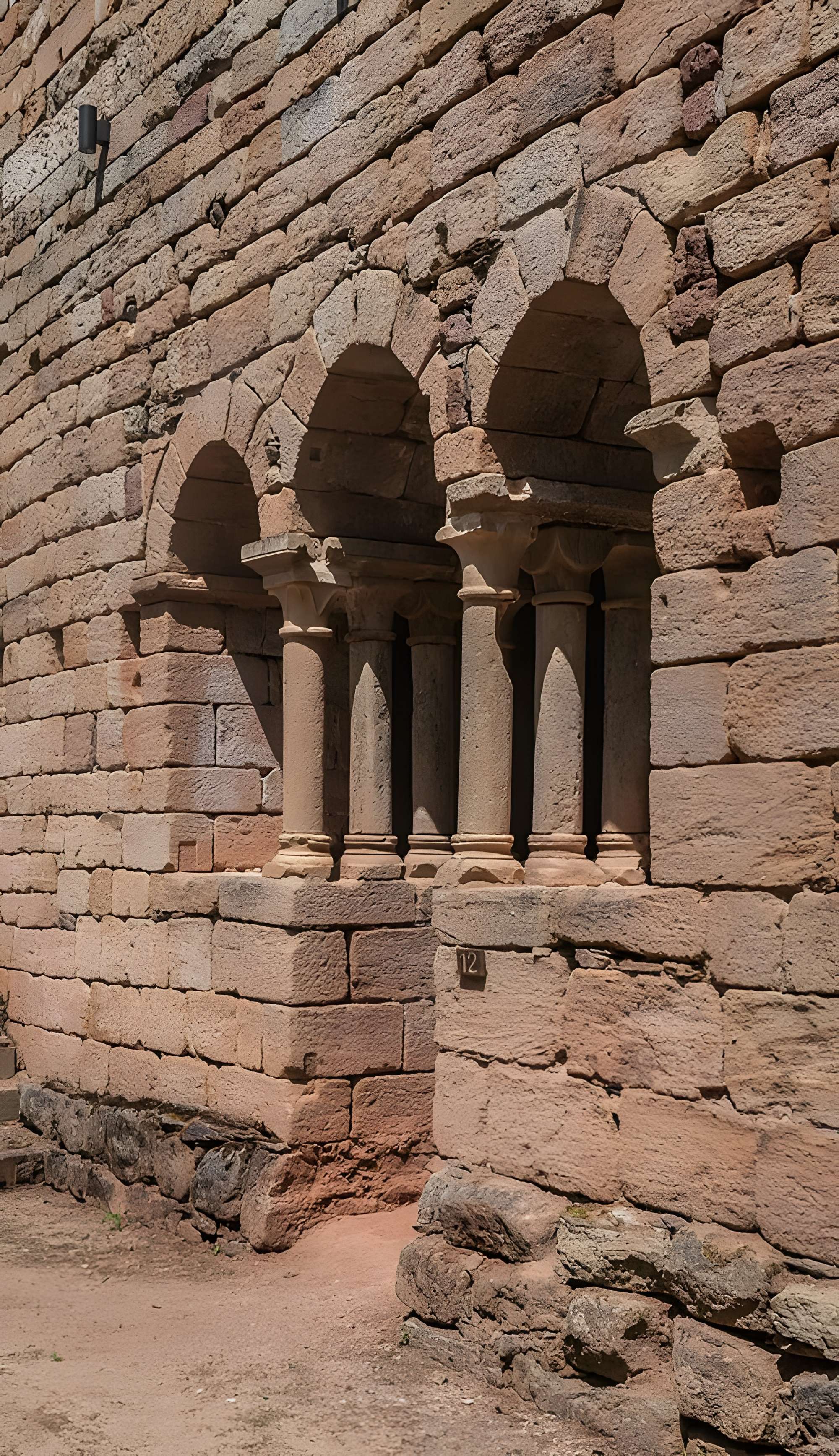 Ruines de l'ancien prieuré du Sauvage