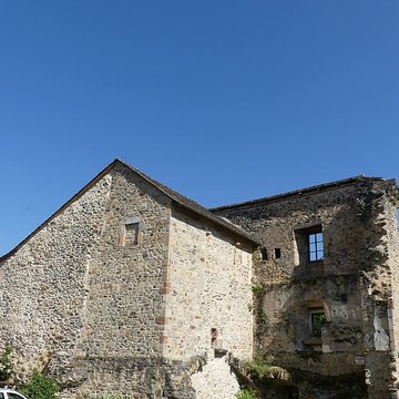 Enceinte fortifiée du village de Flaujac