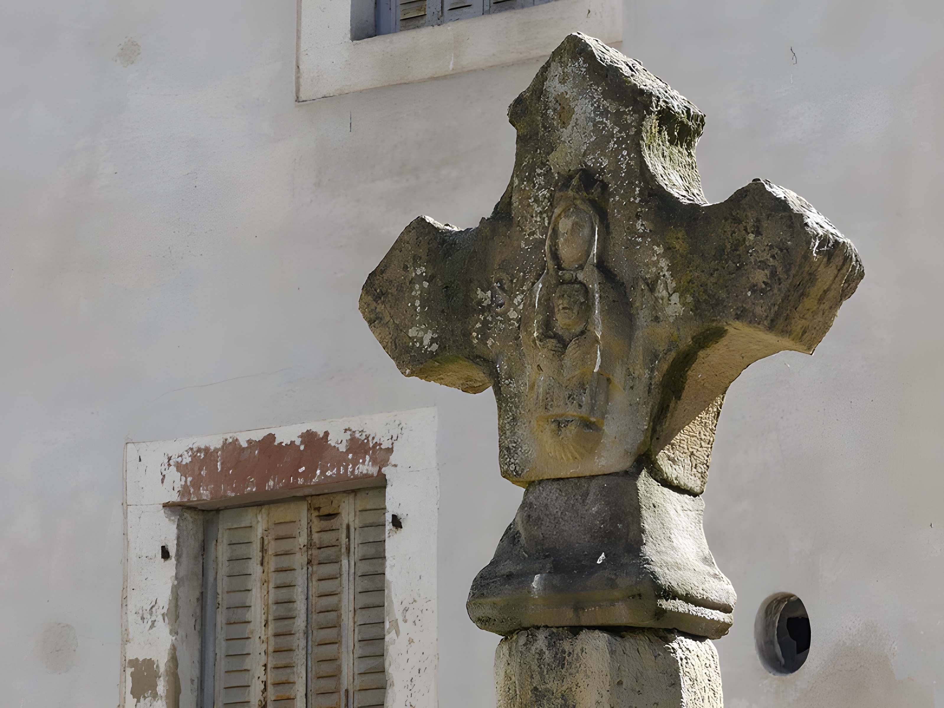 Enceinte fortifiée du village de Flaujac