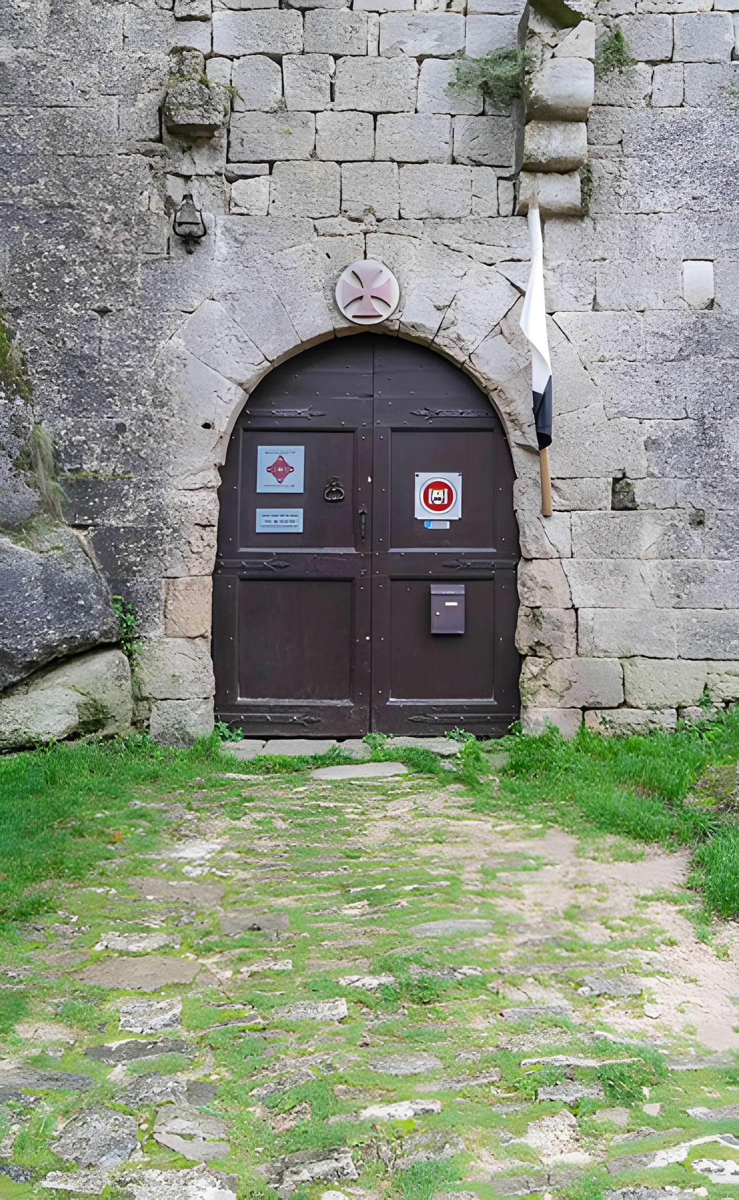 Donjon et les restes du château