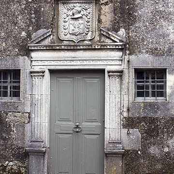 Maison adossée au front Nord des remparts