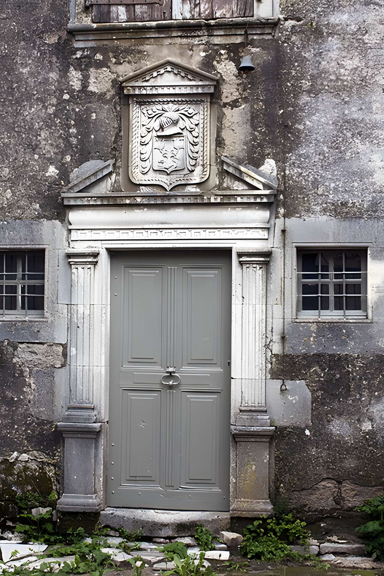 Maison adossée au front Nord des remparts