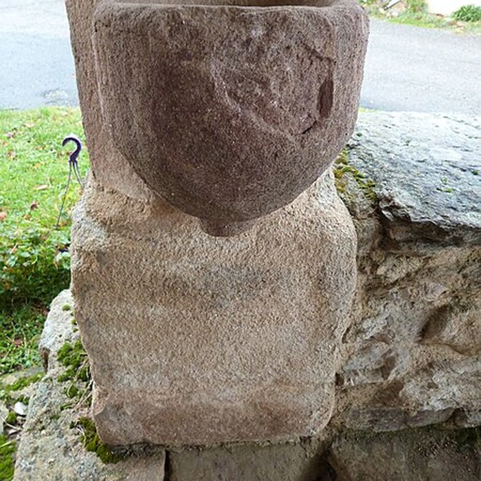 Photo de Halle-oratoire du hameau de Naves