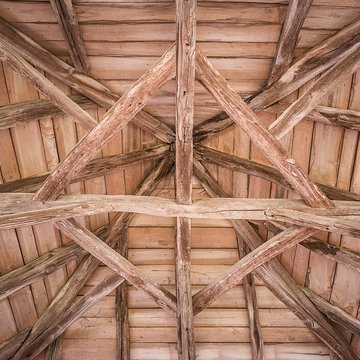 Halle-oratoire du hameau de Naves