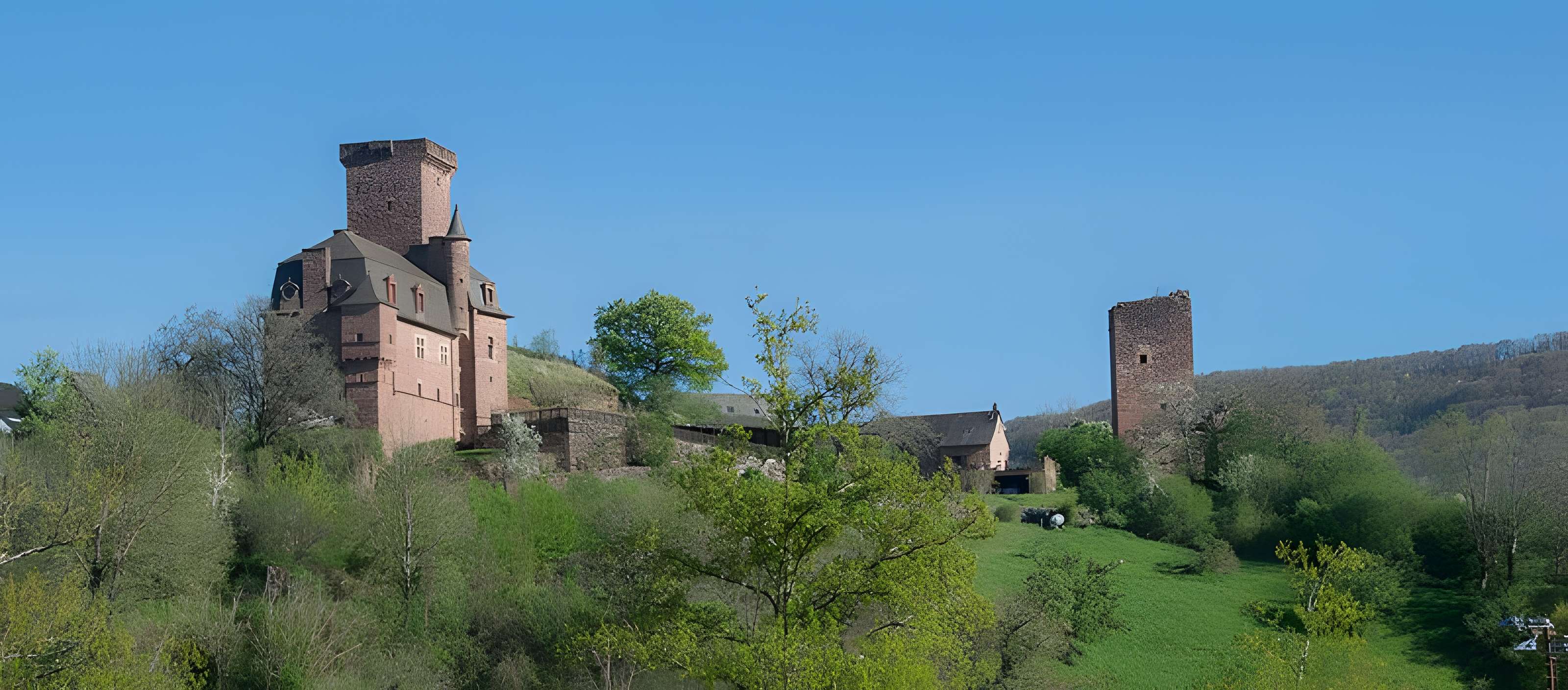 Château Mage et château de la Servairie