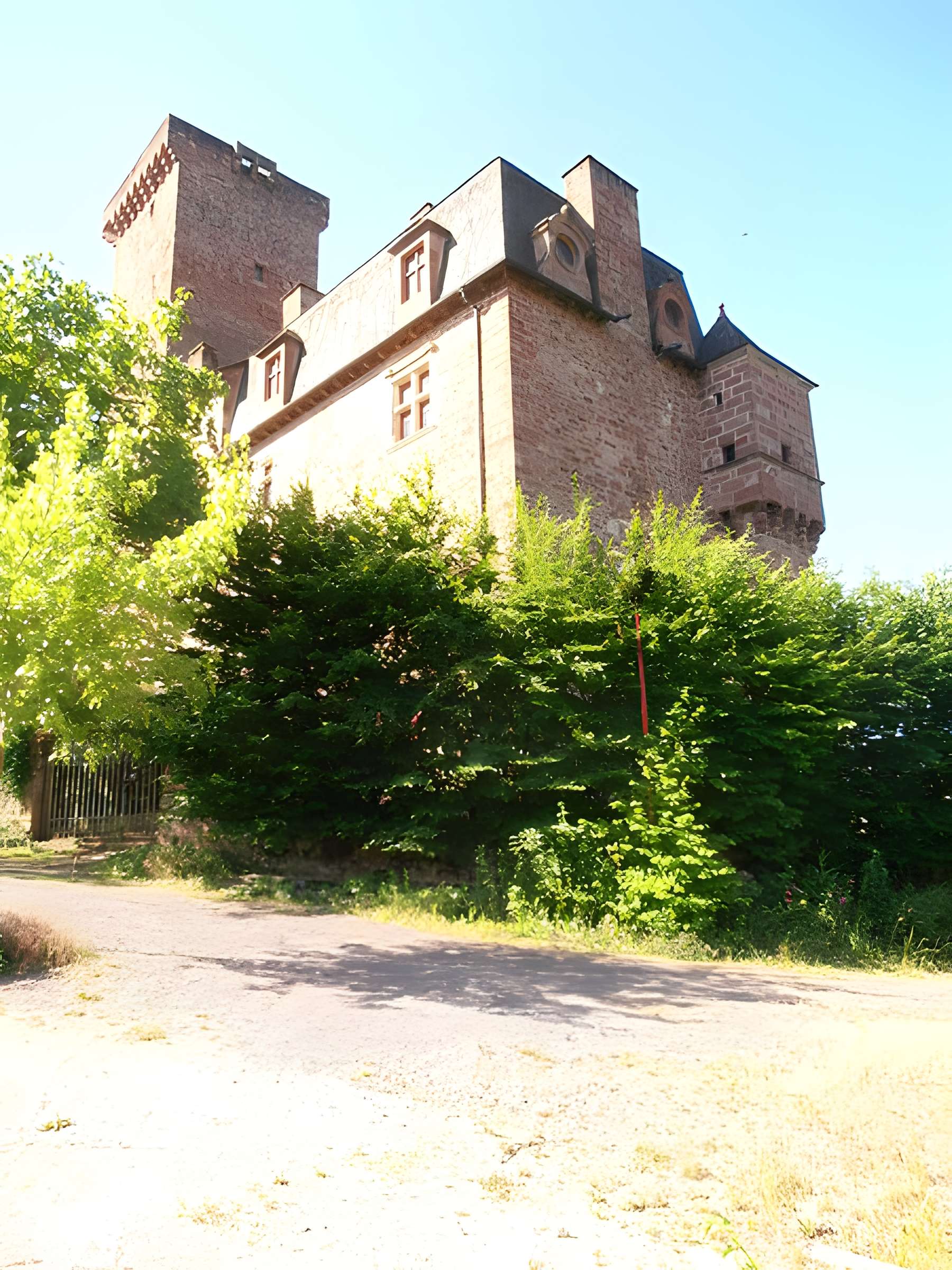 Château Mage et château de la Servairie