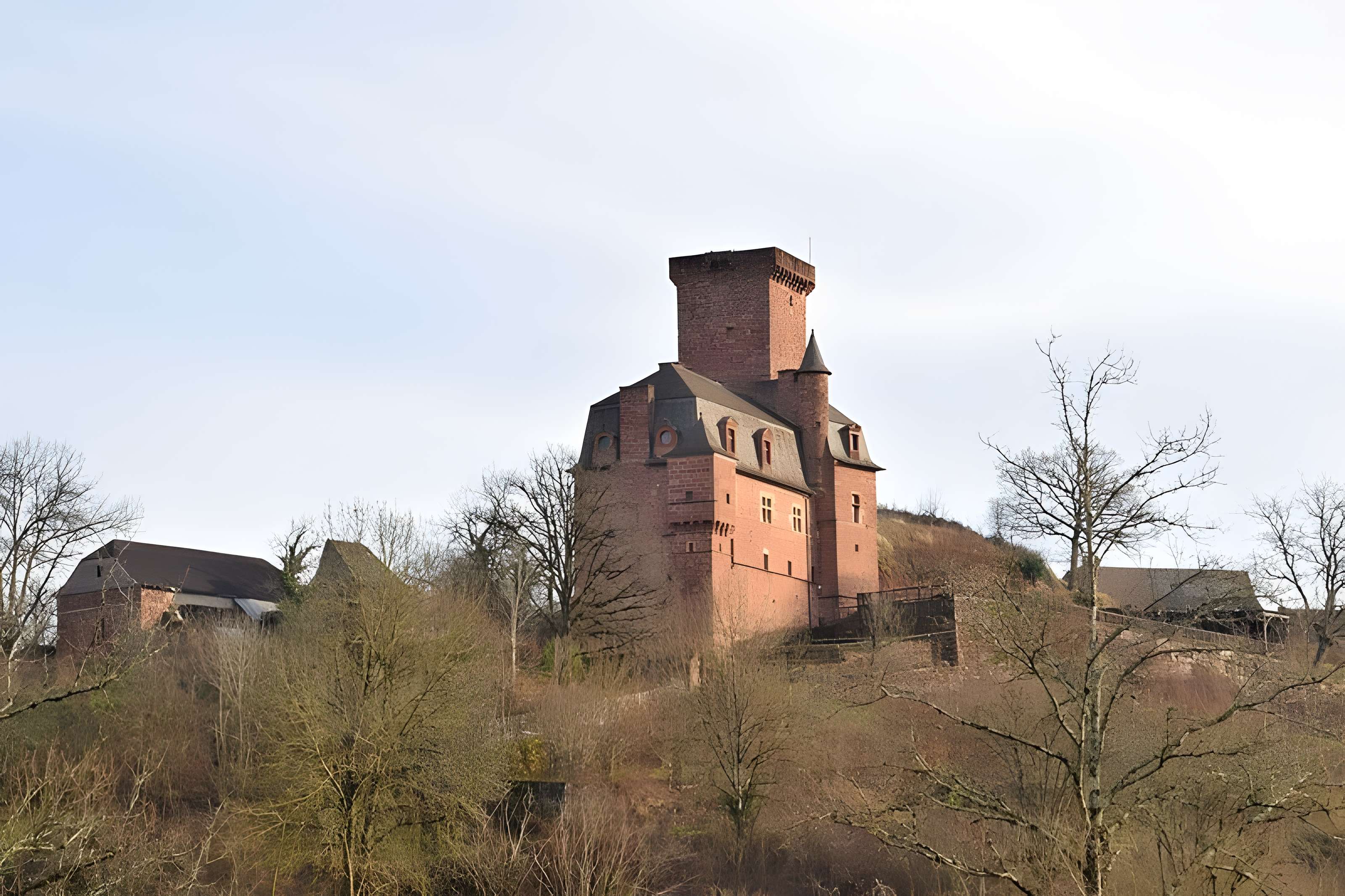 Château Mage et château de la Servairie