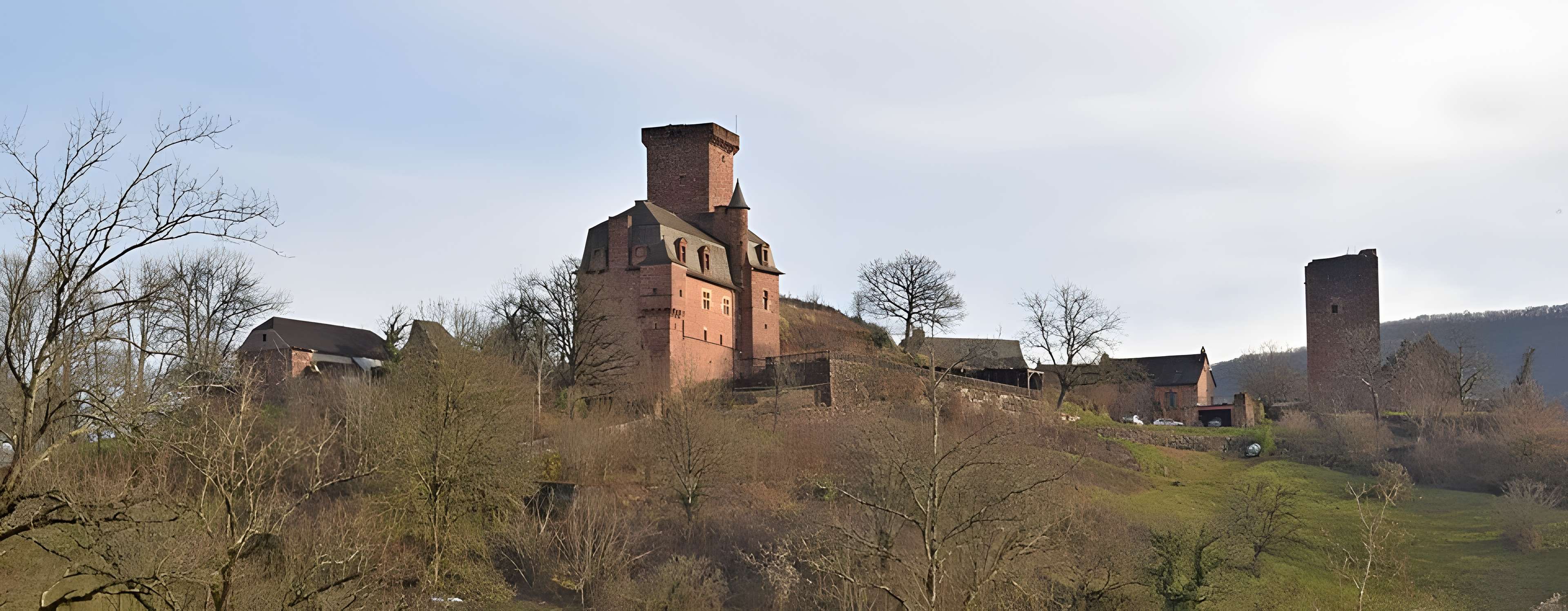 Château Mage et château de la Servairie