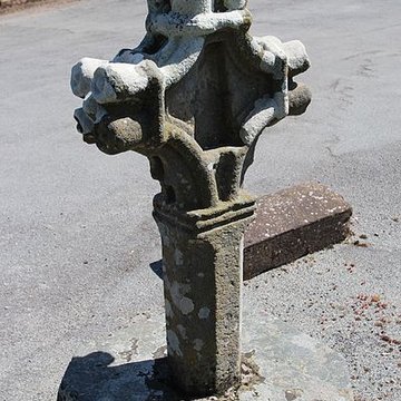 Croix de pierre