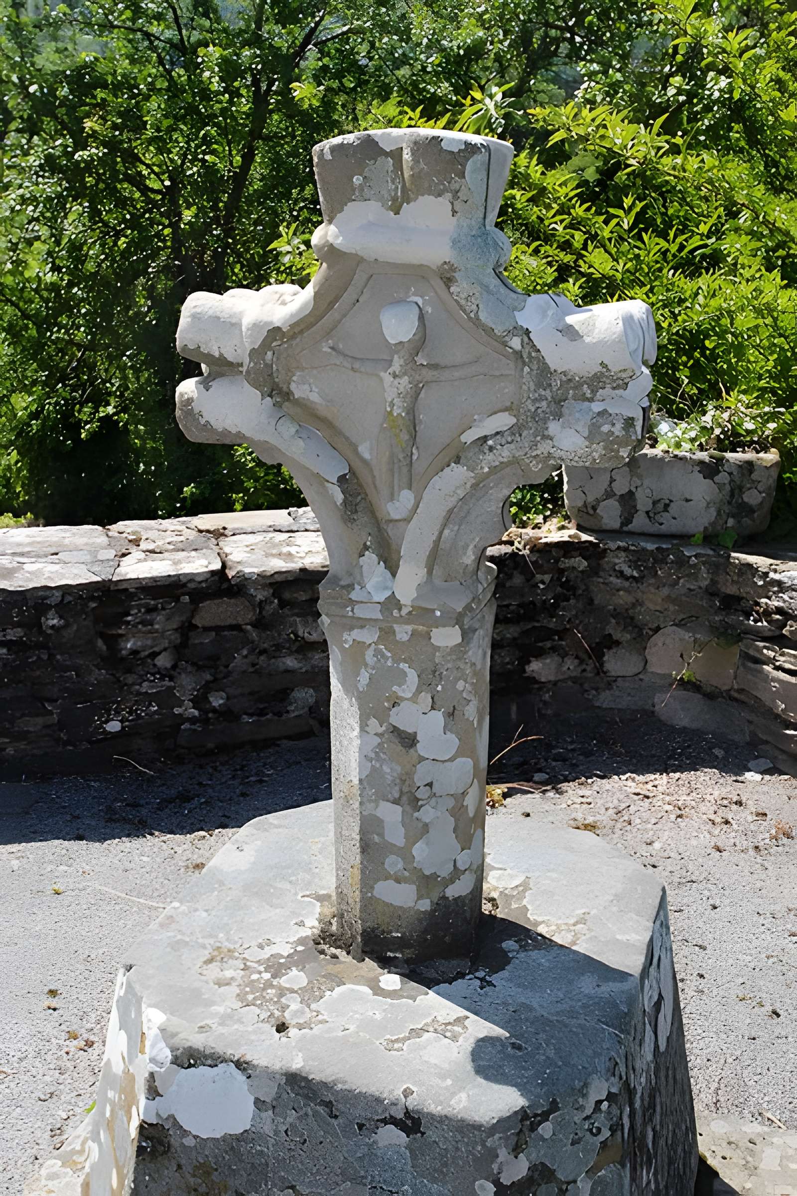 Croix de pierre