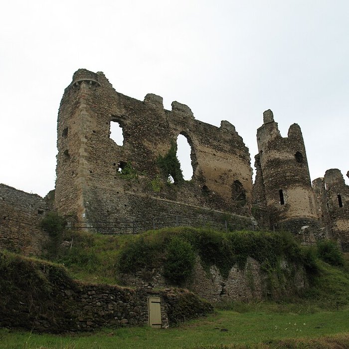 Photo de Château-Rocher de Saint-Rémy-de-Blot