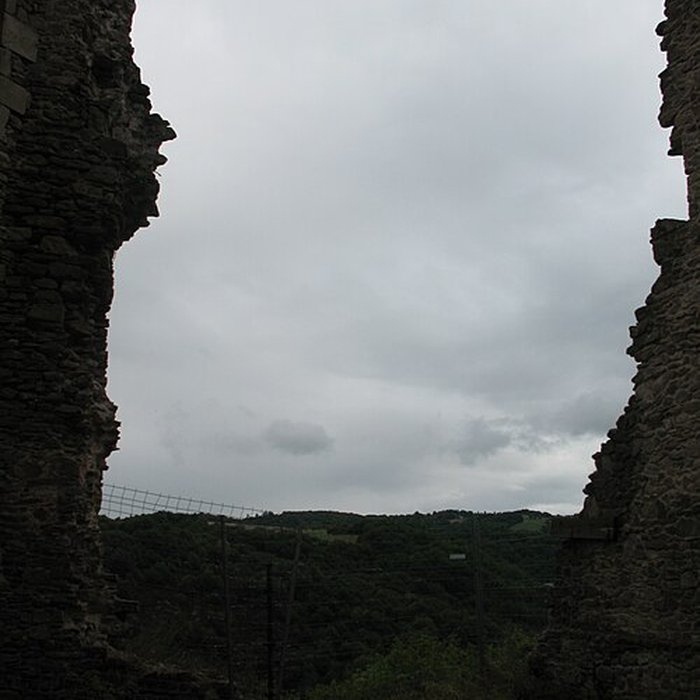Photo de Château-Rocher de Saint-Rémy-de-Blot
