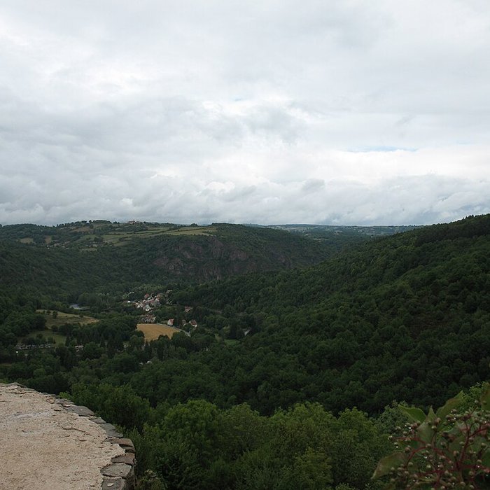 Photo de Château-Rocher de Saint-Rémy-de-Blot
